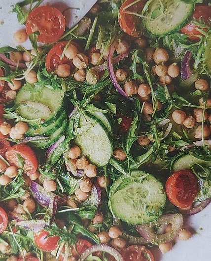 Rocket & Chickpea Salad with Pesto Dressing