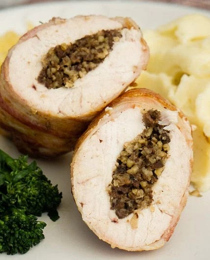 Balmoral Chicken - Chicken Stuffed with Haggis with whisky sauce.