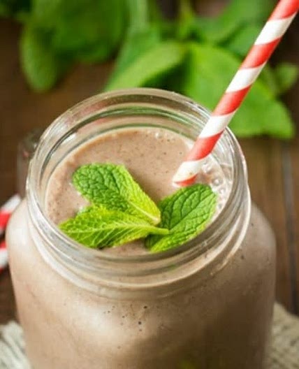 Chocolate mint smoothie