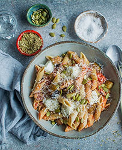 Pasta with Aubergines and Pumpkin Seeds