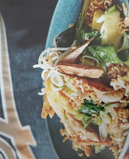 CHICKEN AND PINEAPPLE FRIED RICE