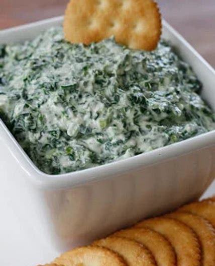 CREAMY PARMESAN SPINACH DIP