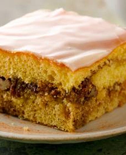Honey Bun Cake