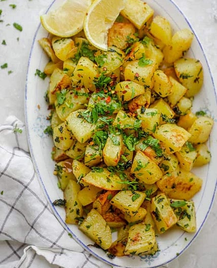 Lebanese Spicy Potatoes (Batata Harra)