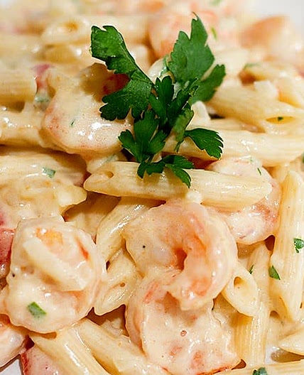 Penne Pasta Alfredo with Shrimp and Mushrooms