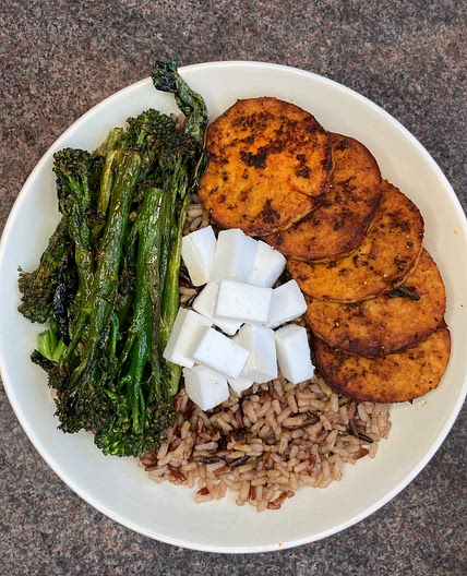 Harissa Tempeh Nourish Bowl