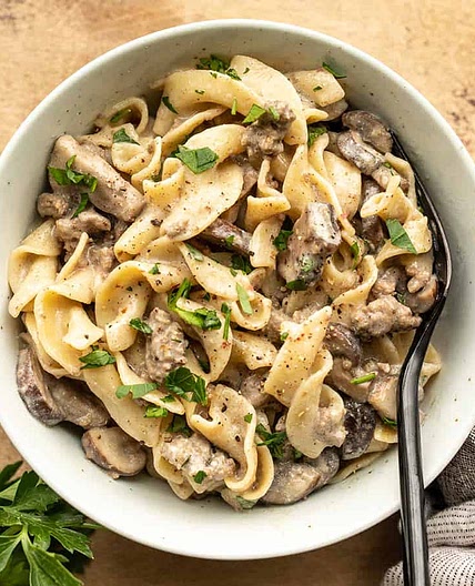 One Pot Beef and Mushroom Stroganoff
