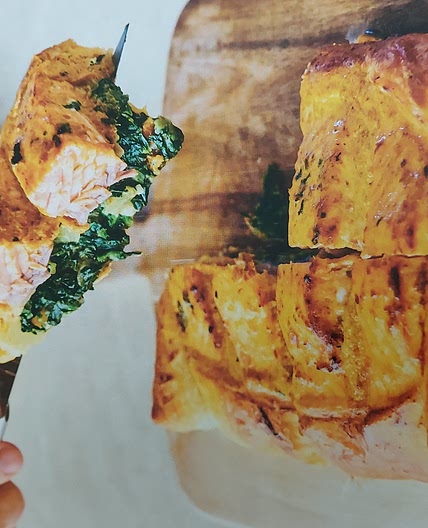 EASY SALMON EN CROUTE