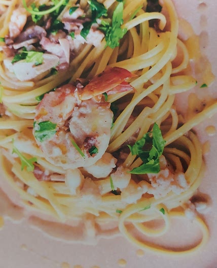 CREAMY PRAWN LINGUINE
