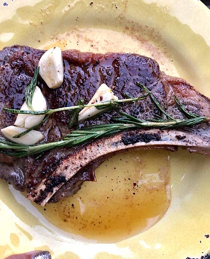 Chrissy Teigen's 10-minute gourmet steak