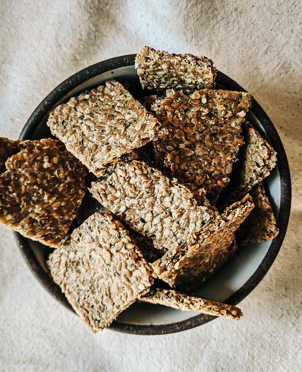 Garlic & Herb Flax Seed Crackers