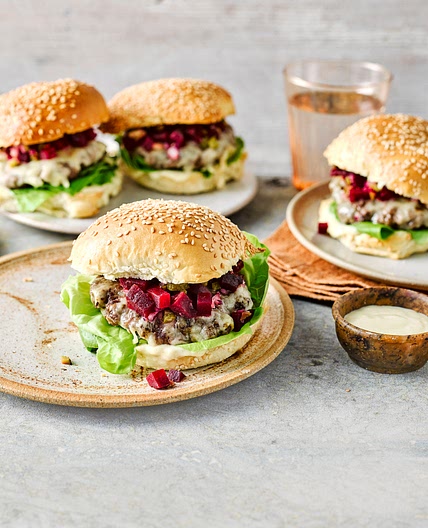 Beetroot and horseradish beef burger