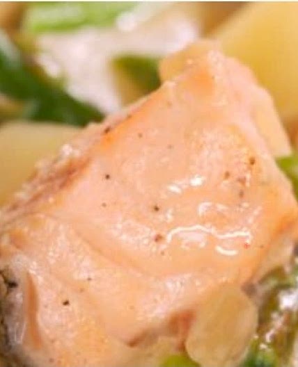 Salmon and potato cream stew