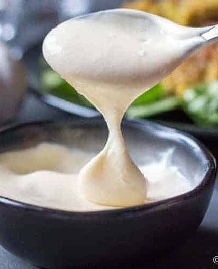 Easy Homemade Aioli (All-i-oli/Alioli)