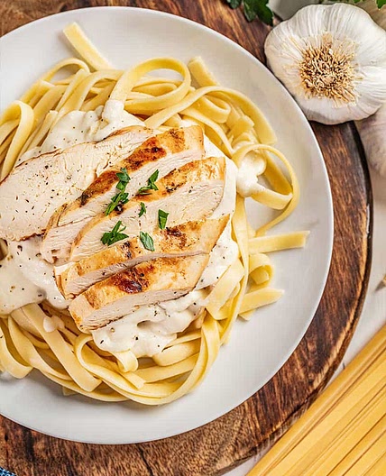 Easy Chicken Alfredo