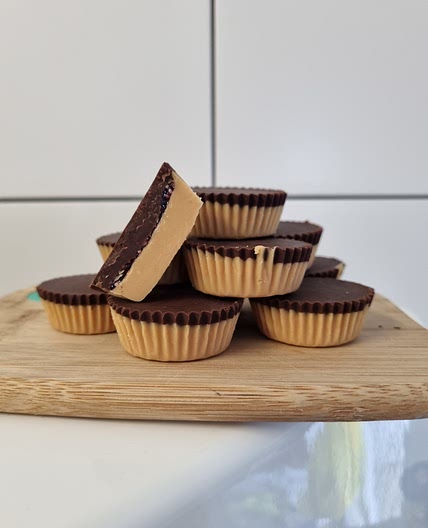 Peanut butter jam cups