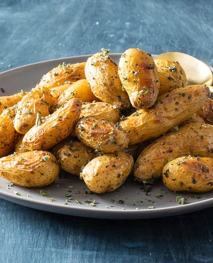 ROASTED FINGERLING POTATOES