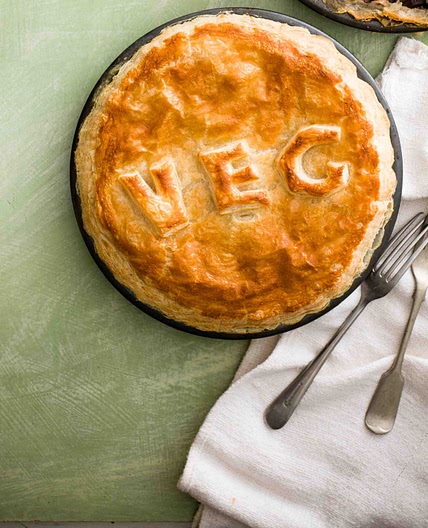 Creamy leek and cheese pie