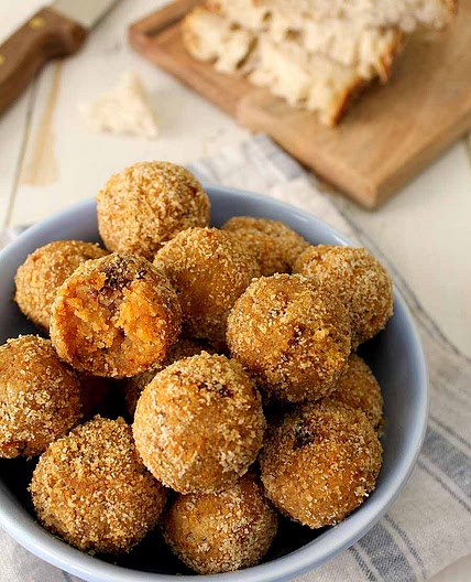 Polpette di pane senza uova