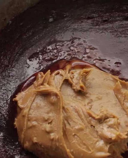 No-bake chocolate, peanut butter and oatmeal cookies