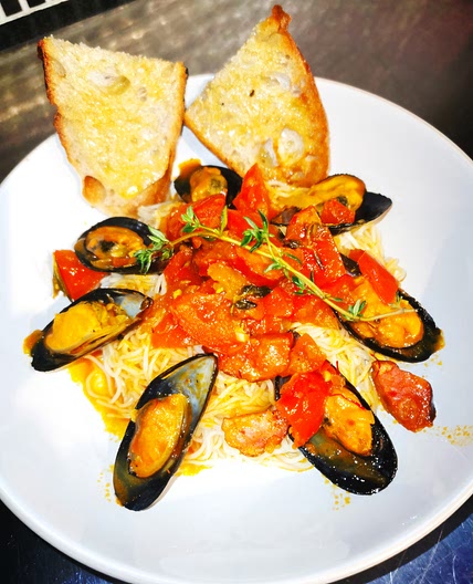 Mussels with Chourico and saffron
