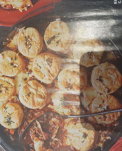 BEEF MINCE CASSEROLE WITH HERB AND CHEESE COBBLER