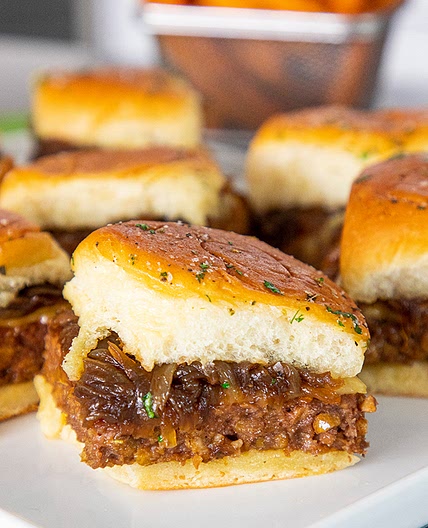 Beyond Beef Garlic Sliders - Beyond Meat