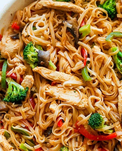 Chicken Stir Fry with Rice Noodles (30 minute meal)