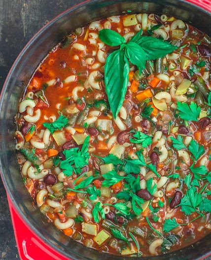 Simple Italian Minestrone Soup
