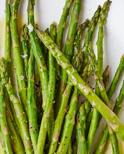 How To Steam Asparagus in the Microwave