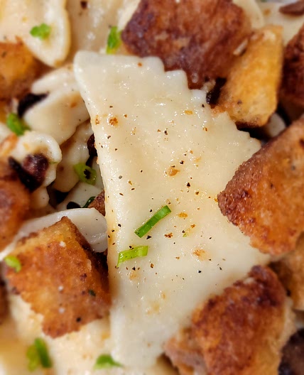 North Dakota "Style" Cheese Buttons with Fried Bread sauce
