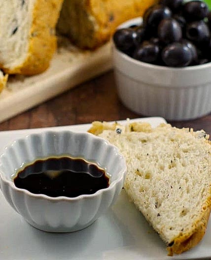 📋 Bread Machine Onion and Olive Bread Recipe