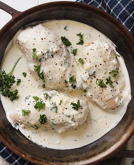 Keto Garlic Butter Chicken with Cream Sauce | Katie Rollins
