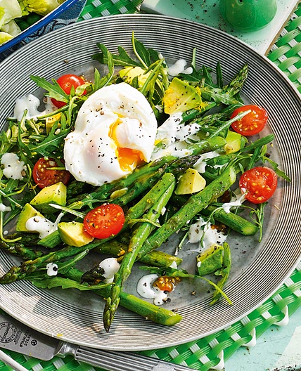 Roasted British asparagus salad