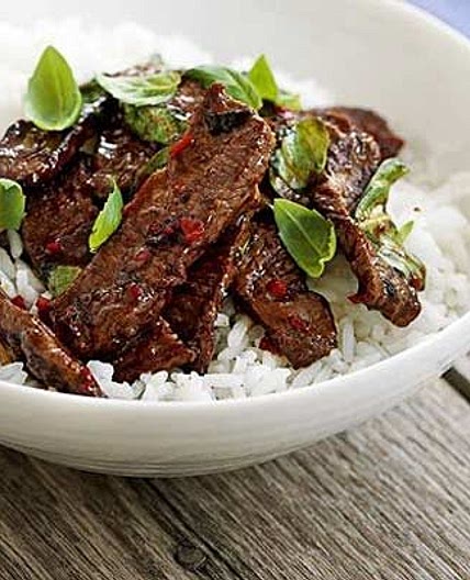(Normal Training Dinner) Thai beef stir-fry w/ Aubergine Salad