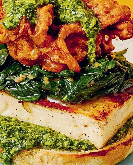 Saag Paneer Bhaji Bun