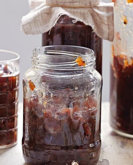 Apple and Sultana Chutney