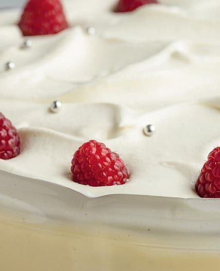 Raspberry Jelly Trifle