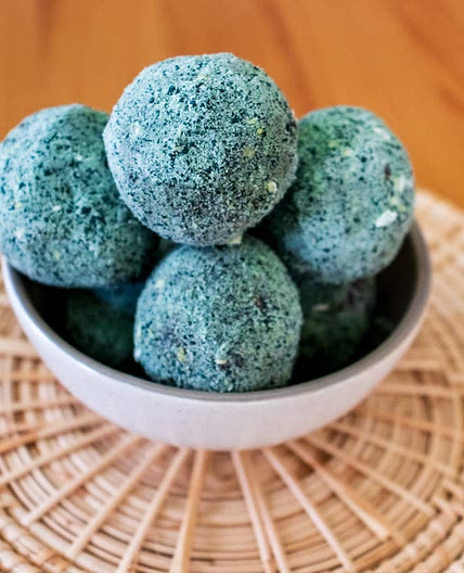 Spirulina Power Balls