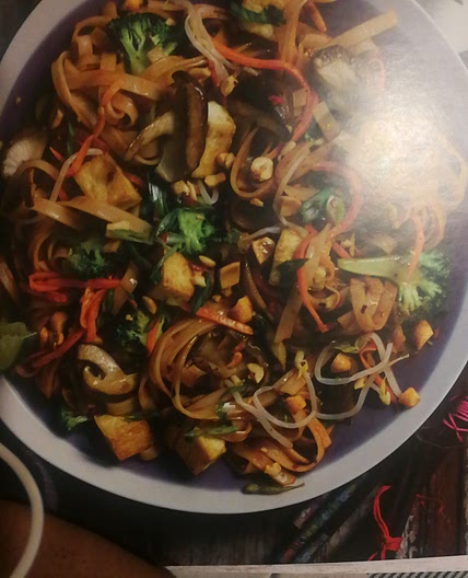 tofu and mushroom pad thai