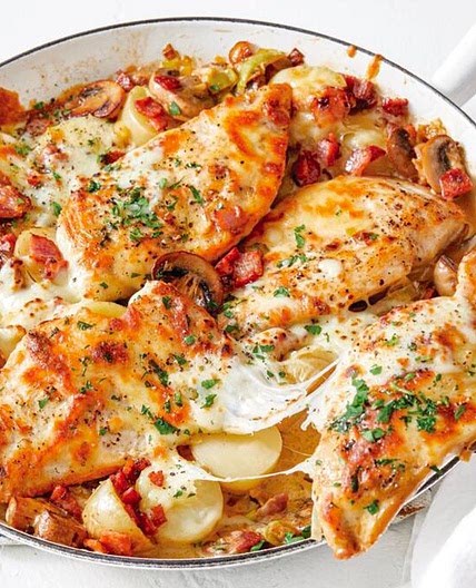 One-pan cheese and bacon smothered chicken recipe
