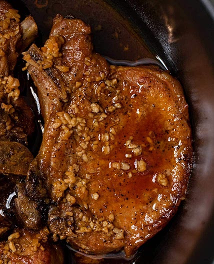 Slow Cooker Brown Sugar Garlic Pork Chops