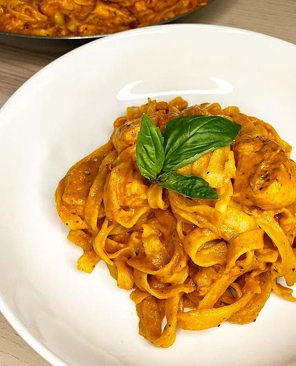 Creamy Cajun Chicken Pasta!