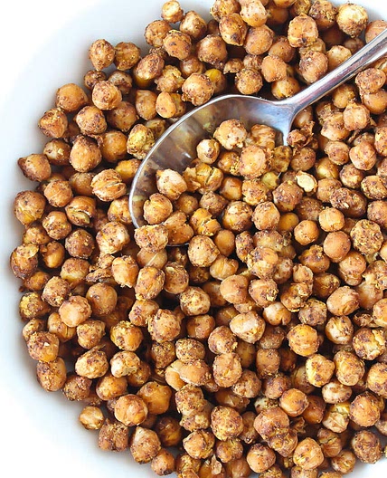 Cheesy Nacho Roasted Chickpeas