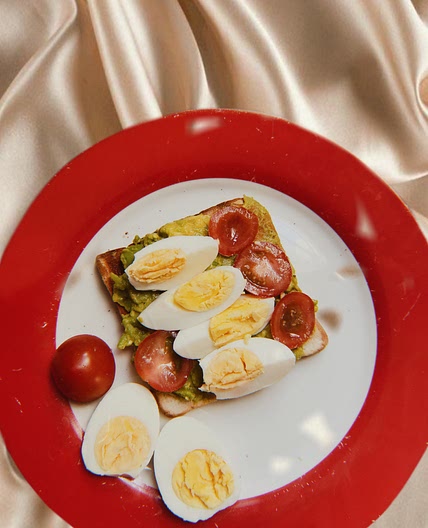 ✨Avocado sandwich with eggs ✨