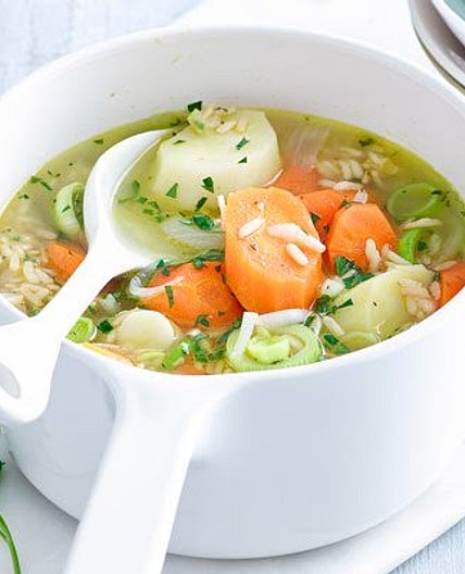 Chunky vegetable & brown rice soup