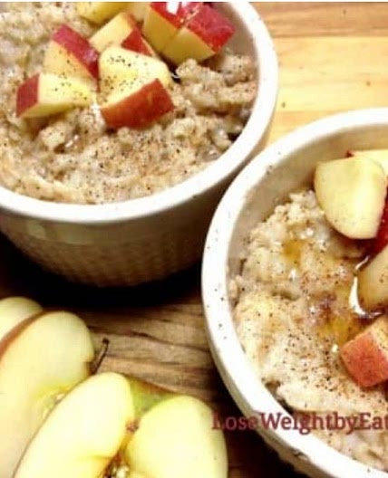 Metabolism Boosting Apple Pie Oatmeal