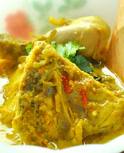 Lembaran van Kip - Pittig Indonesisch Kipgerecht - Pisangsusu.com