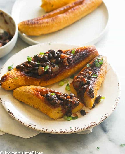 Baked Stuffed Plantains (Vegan)