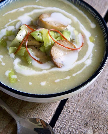 Kartoffel-Lauch-Suppe mit gebratenen Kräuterseitlingen